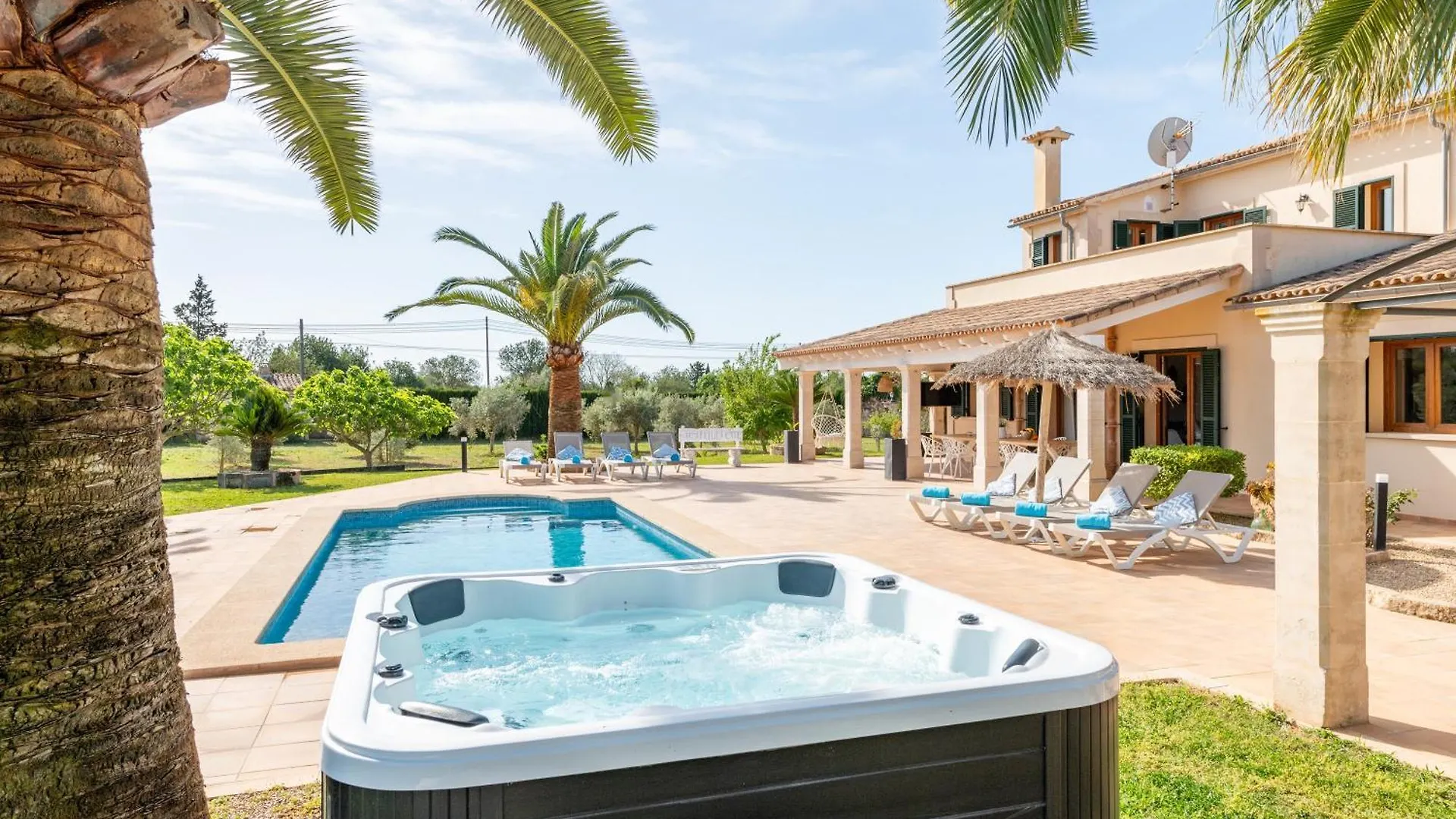 Villa Sun Club Home 루크마호르 스페인